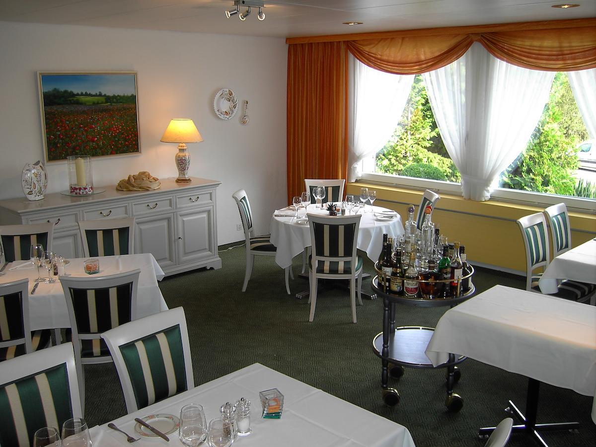 Hotel Restaurant Klosterli Pieterlen Eksteriør billede