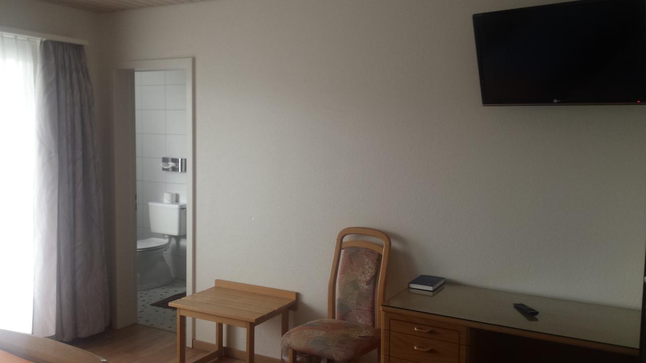 Hotel Restaurant Klosterli Pieterlen Eksteriør billede