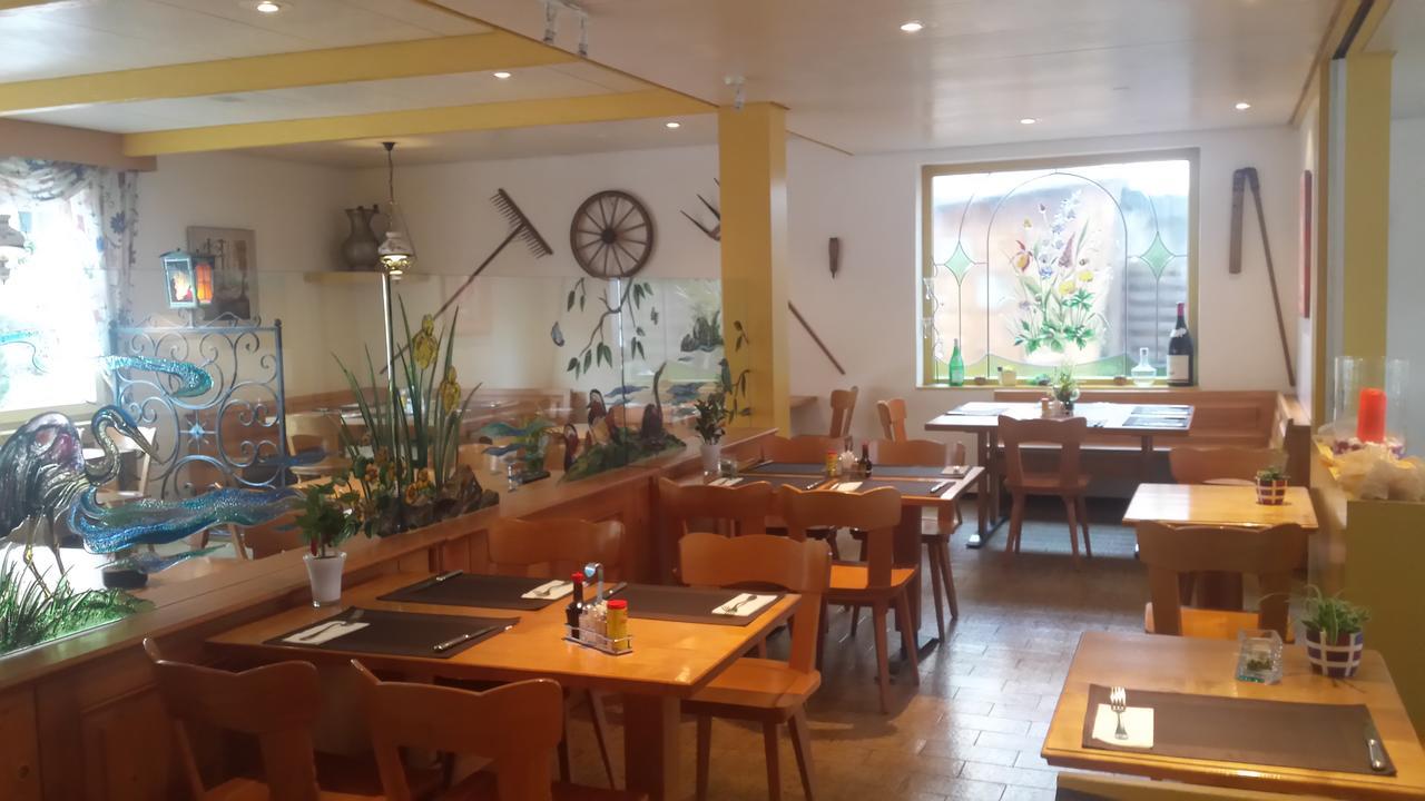 Hotel Restaurant Klosterli Pieterlen Eksteriør billede