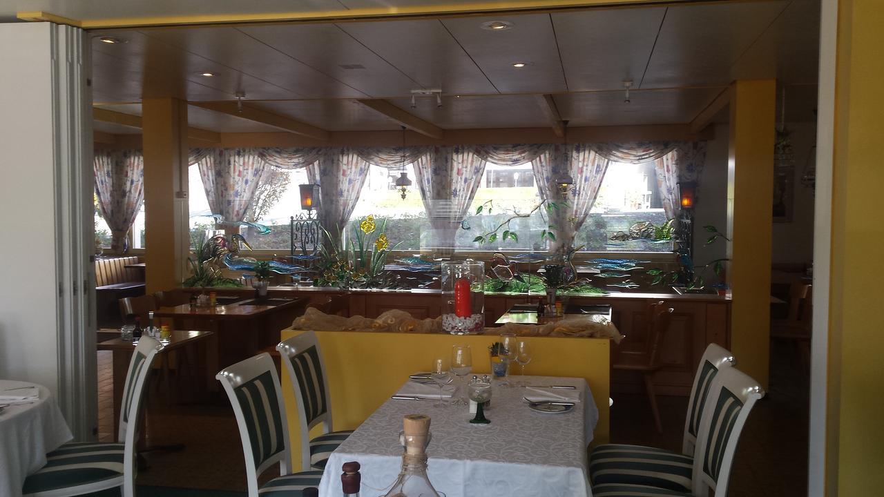 Hotel Restaurant Klosterli Pieterlen Eksteriør billede